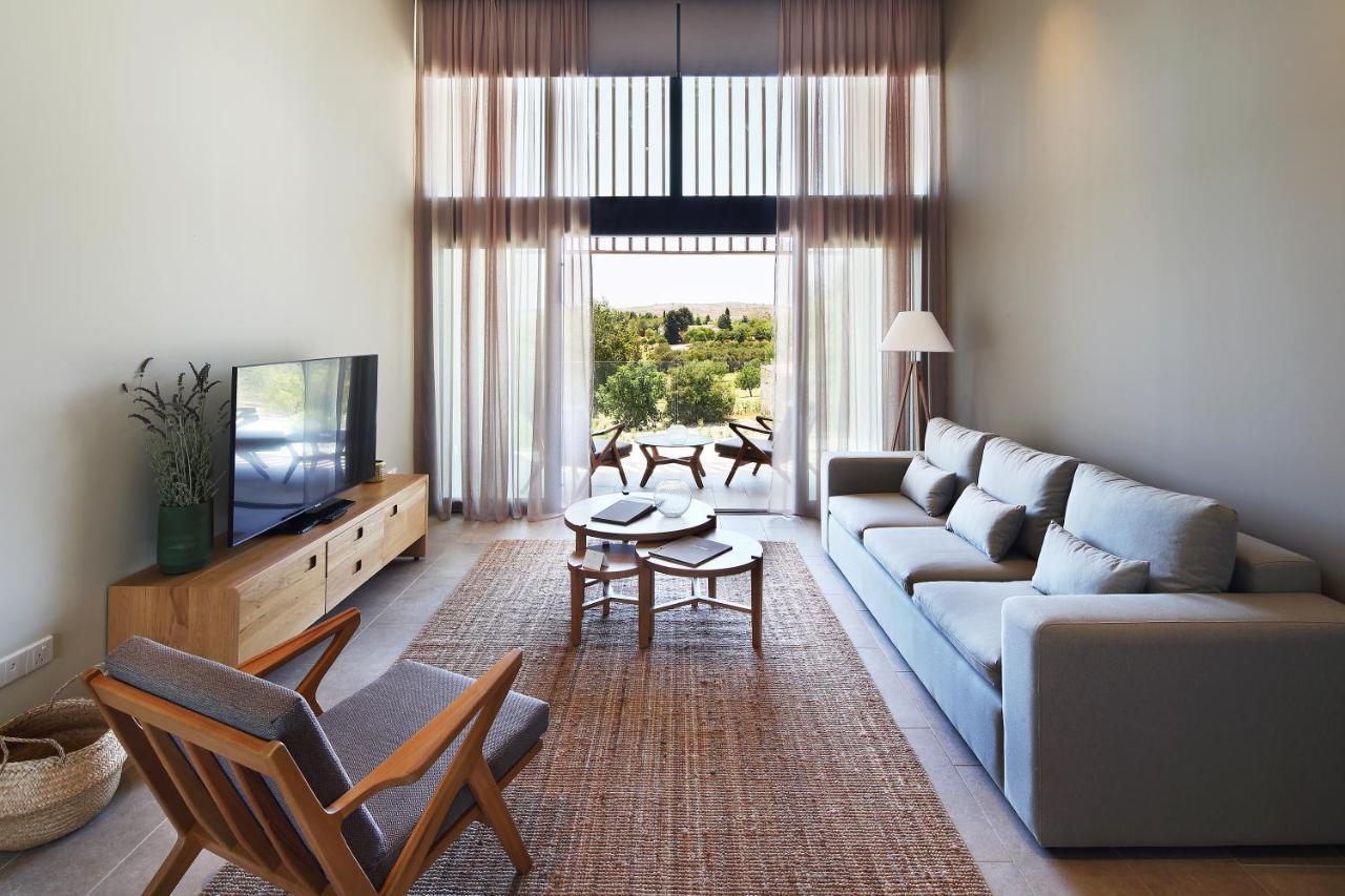 Minthis Resort Tsadha 외부 사진 Living room