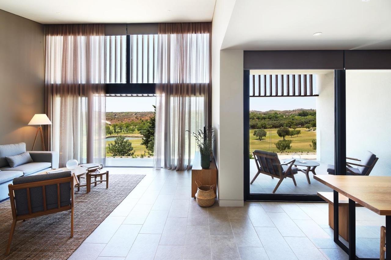 Minthis Resort Tsadha 외부 사진 A suite at the Westin The Palm, Dubai