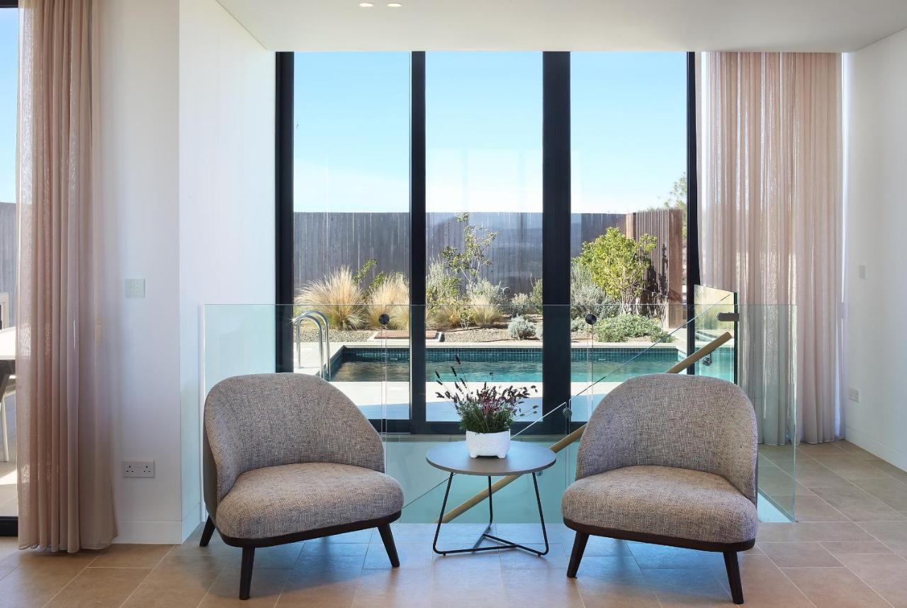 Minthis Resort Tsadha 외부 사진 The interior of a home in the suburb of Cheltenham, Victoria, Australia.