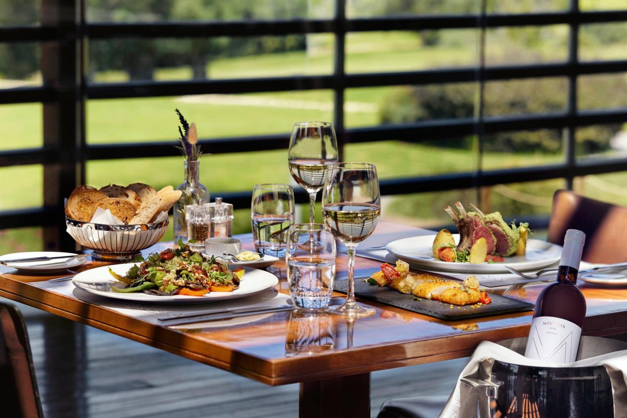 Minthis Resort Tsadha 외부 사진 Restaurant